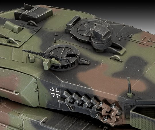 Revell - Leopard 2 A6/A6NL 1:35 Scale