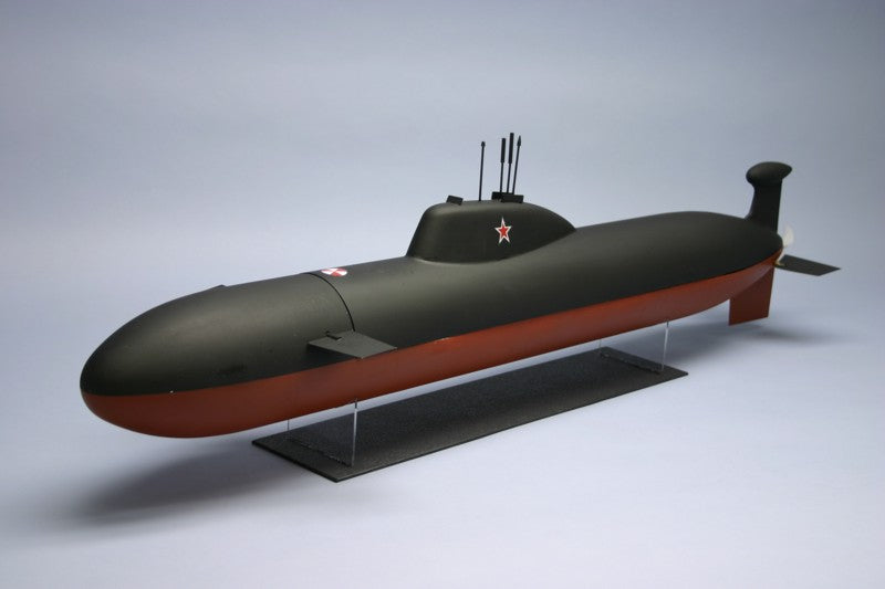 Dumas - AKULA KIT 1/128 SCALE ABS HULL