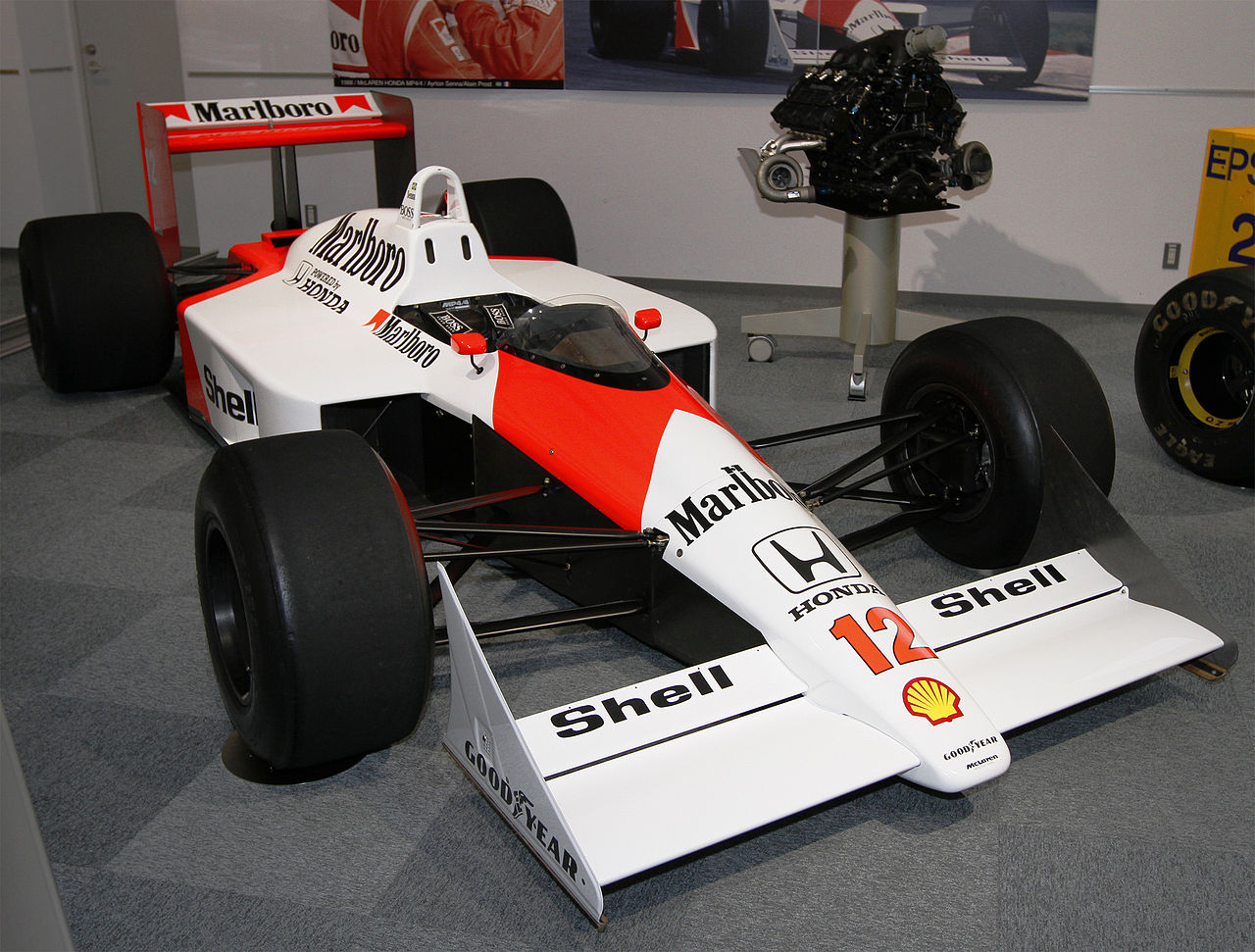 Tameo - WCT088 McLaren MP4/4 Honda - 1988 Japanese Grand Prix - White Metal Car Kit - Scale 1:43, Made in Italy