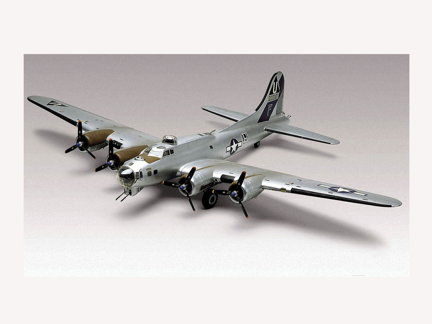 Revell - B-17G Flying Fortress 1:48 Scale
