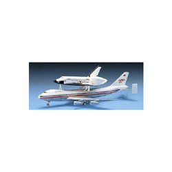 Academy - Space Shuttle W/747 1:228