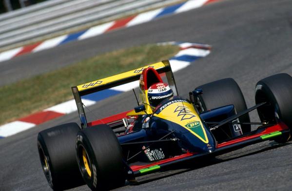 Tameo - TMK135 Espo Larrousse Lc-90 Lamborghini - 1990 - White Metal Car Kit - Scale 1:43, Made in Italy