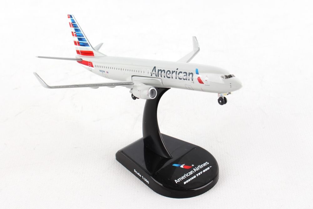 Daron - American 737-800