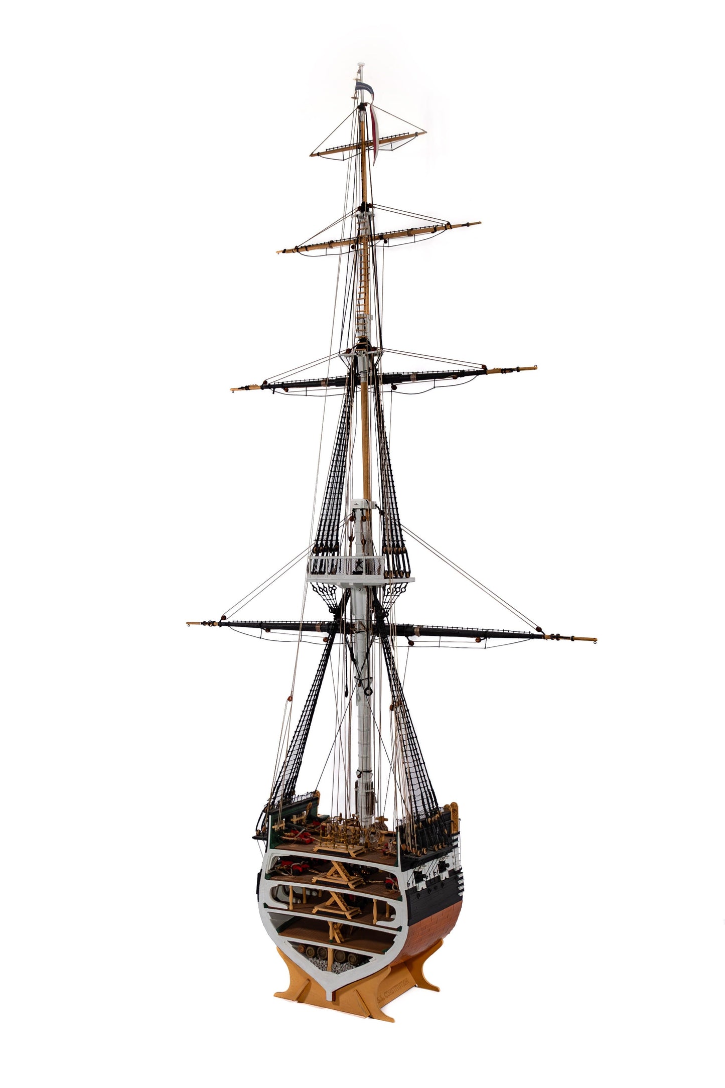 Model Shipways USS Constitution Cross-Section 1797 Wood Model - 1:76 Scale