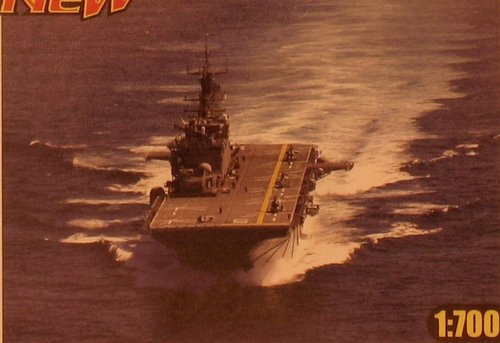 Hobby Boss - Uss Bataan Lhd-5 1:700