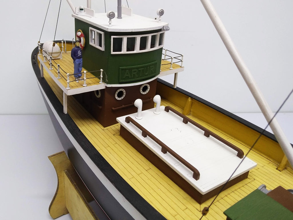 Nauticurso Artur Brazilian Fisherman 1:32 + RC Combo Set