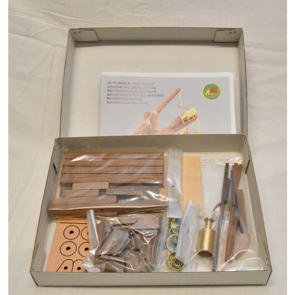 Mantua - 802 Italian Muzzle Loader Catapult1:17 Scale