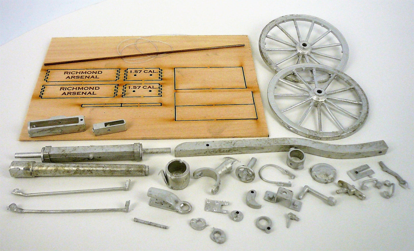 Guns of History Breech Loading Williams Gun 1862 1:16 Scale Wood & Metal Kit