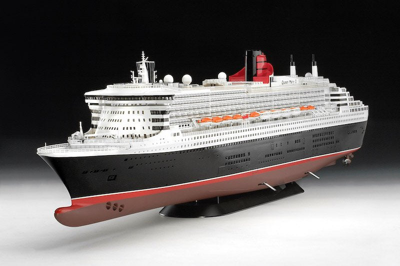 Revell - Queen Mary 2 1:400