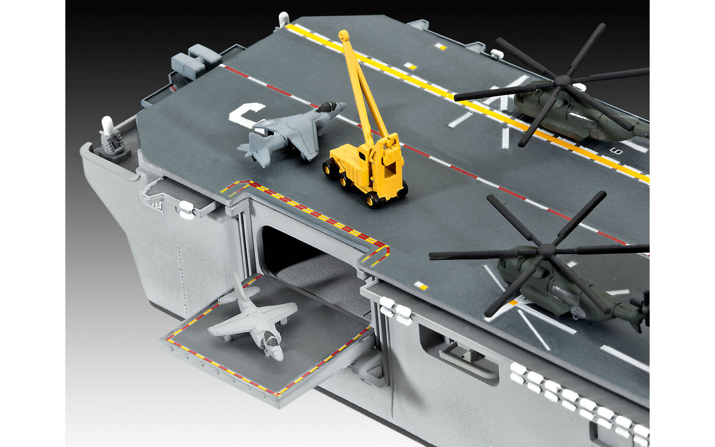 Revell - Assault Carrier USS WASP CLASS