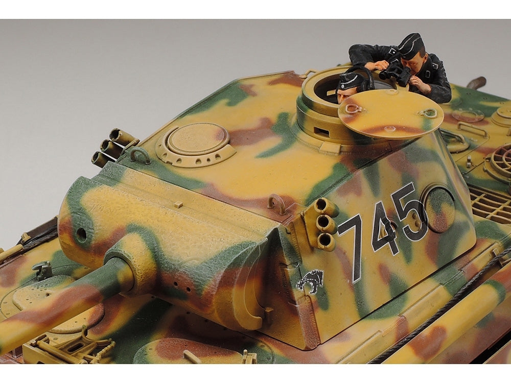 Tamiya - 1/35 German Panther Sd.Kfz.171 Ausf.D