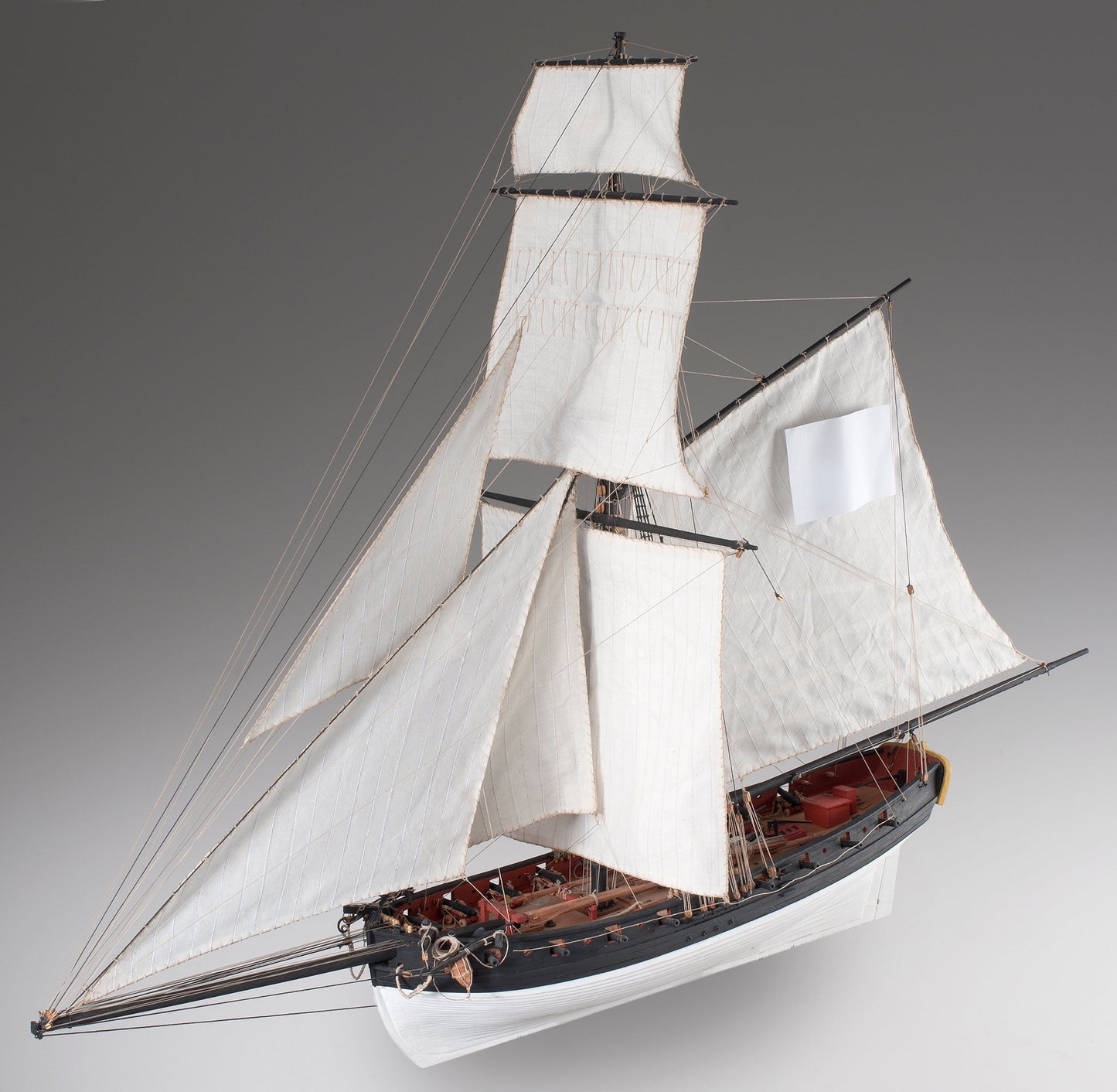 Dusek-Mamoli - Le Cerf Wood Model Ship Kit D009 Scale 1:72