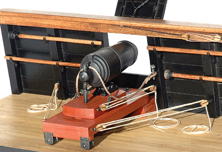 GUNS OF HISTORY 18C. DECK CARRONADE 32-LBR 1:24 SCALE MODEL KIT
