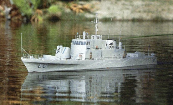Dumas - #1218 U.S.S. Crockett 51" Inches