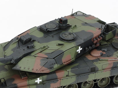 Tamiya - Leopard 2A6 Tank "Ukraine" 1/35 Scale