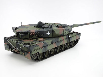 Tamiya - Leopard 2A6 Tank "Ukraine" 1/35 Scale