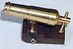 Mantua - 30600 Brass Bombard (Carronade) on Hardwood Carriage - 20 mm length