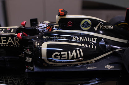 Tameo - TMK406 Lotus E20 Renault - 2012 - White Metal Car Kit - Scale 1:43, Made in Italy