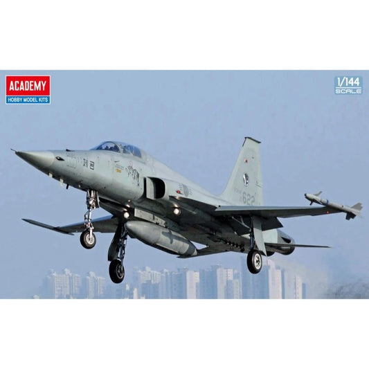 Academy - ROKAF KF-5E 1:144