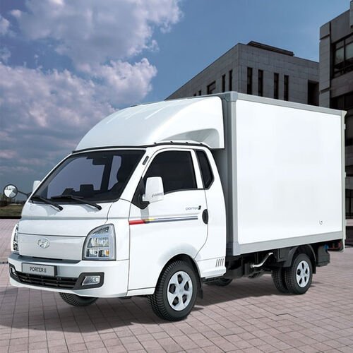 Academy - Hyundai Porter II Box Truck 1:24
