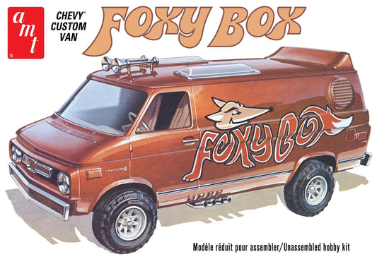 AMT - '75 Chevy Van Foxy Box 1:25