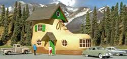 Bachmann - Ho Shoe House