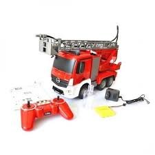 Double E R/C - R/C Mercedes Antos Fire Truck 1:20