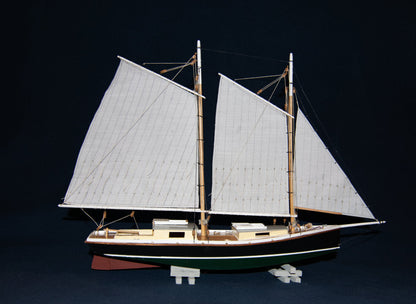 Midwest - 968 Sharpie Schooner 1:32