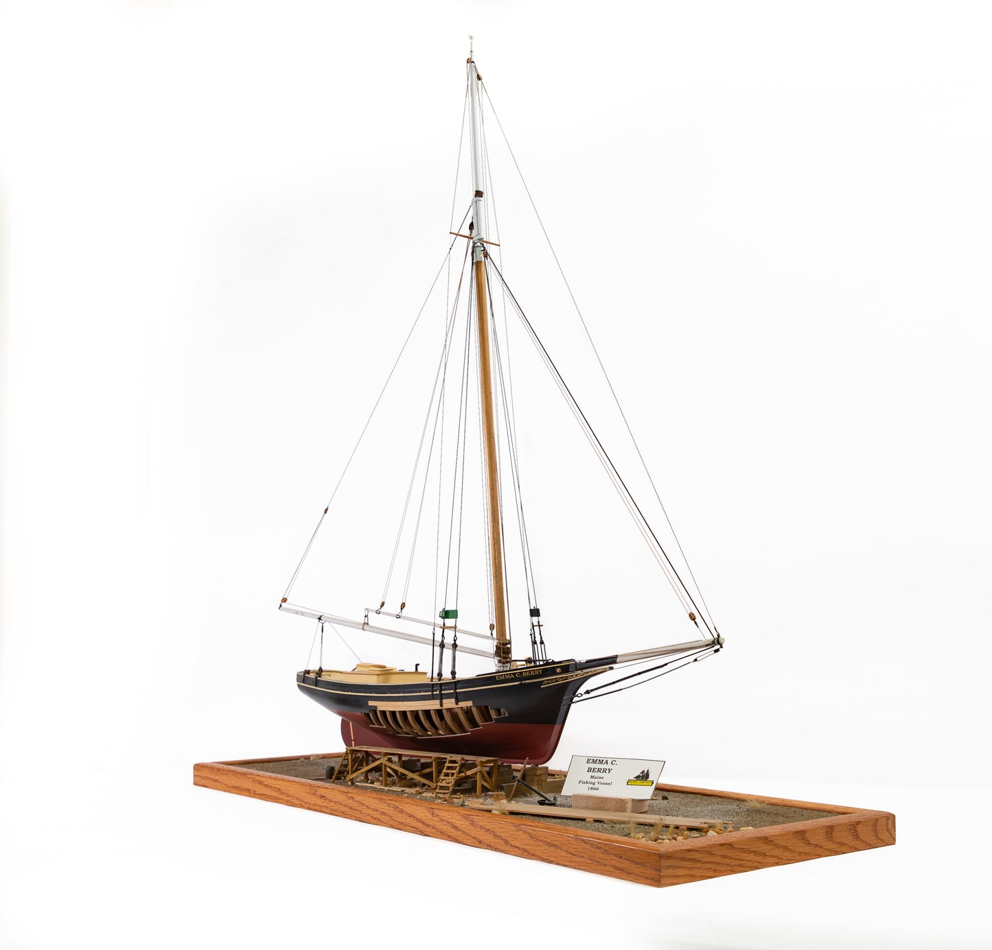 Model Shipways EMMA C. BERRY LOBSTER SMACK 1:32 SCALE