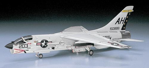 Hasegawa - F-8E Crusader 1:72