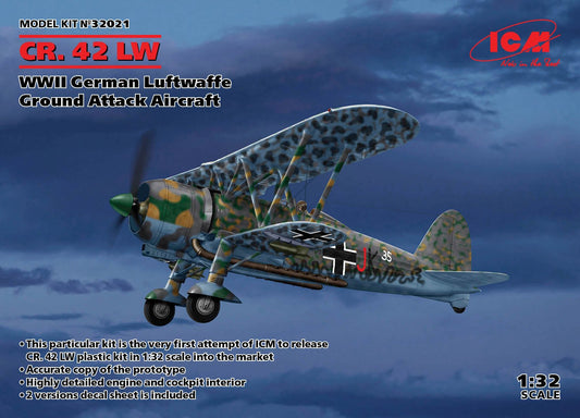 ICM - WWII German Luftwaffe CR42 LW Aircrft:32