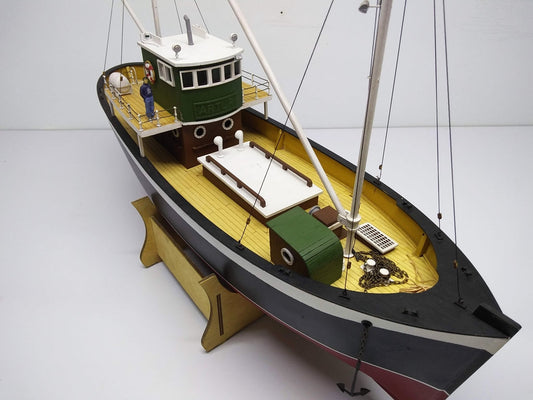 Nauticurso Artur Brazilian Fisherman With R/C Hardware 1:32 Scale