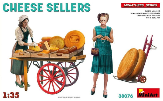 Mini Art - Cheese Sellers w/cheese & cart 1:35