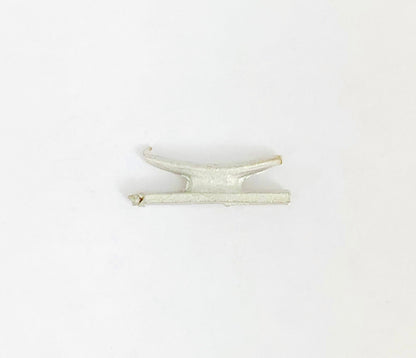 Model Expo - 7/16" (11mm) Pewter Cleat, Two Horned with Pin 20 pcs