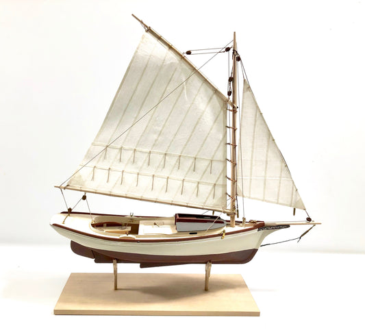 Model Shipways MS1472 Muscongus Bay Lobster Smack Skill Level III of the Shipwright Learning Series.