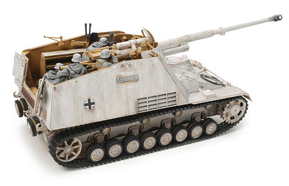 Tamiya - German Self-Propelled Heavy Anti-Tank Gun Nashorn 1/35 Scale
