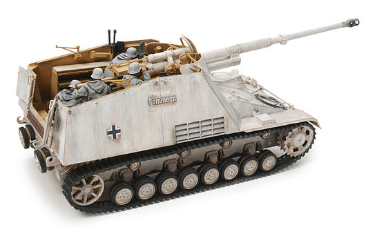 Tamiya - German Self-Propelled Heavy Anti-Tank Gun Nashorn 1/35 Scale