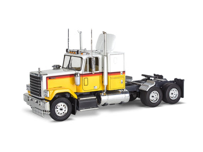 Revell - Chevy Bison Semi Truck