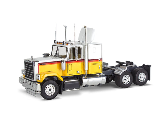 Revell - Chevy Bison Semi Truck