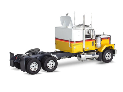 Revell - Chevy Bison Semi Truck