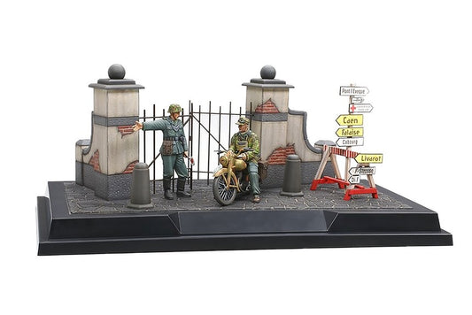 Tamiya - Scene Set #2 German Field Police 1:35