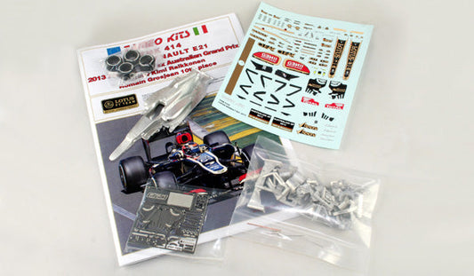 Tameo - TMK414 Lotus E21 Renault - 2013 - White Metal Car Kit - Scale 1:43, Made in Italy