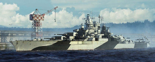 Trumpeter - Uss Tennessee Bb-43 1944 1:700
