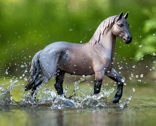 Breyer Horses Classic Size Fleabitten Grey Thoroughbred 1:12