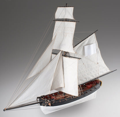 Dusek-Mamoli - Le Cerf Wood Model Ship Kit D009 Scale 1:72